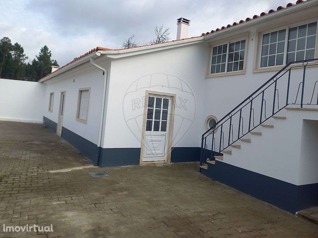 Moradia T4 para arrendamento - Grande imagem: 3/13