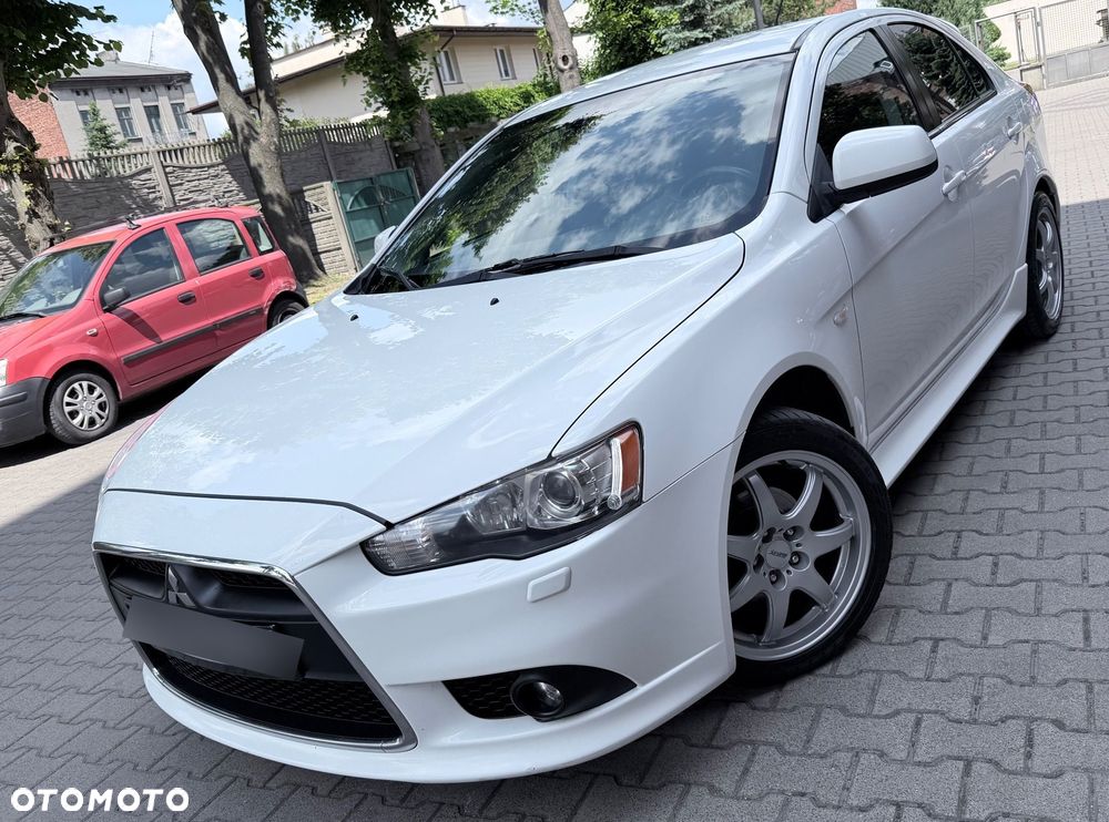 Mitsubishi Lancer 1.8 CVT Instyle - 3