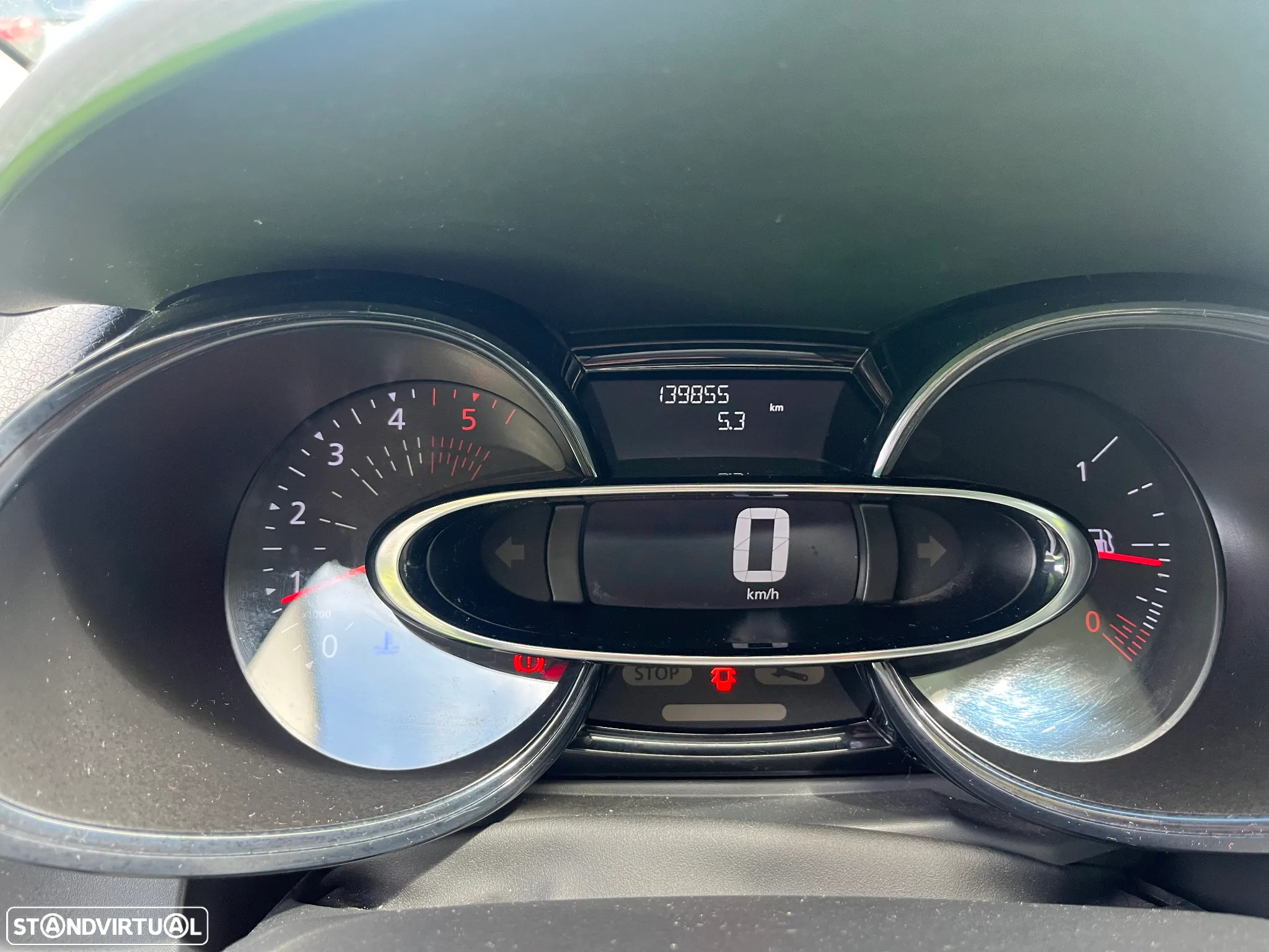 Renault Clio 1.5 dCi Zen - 12