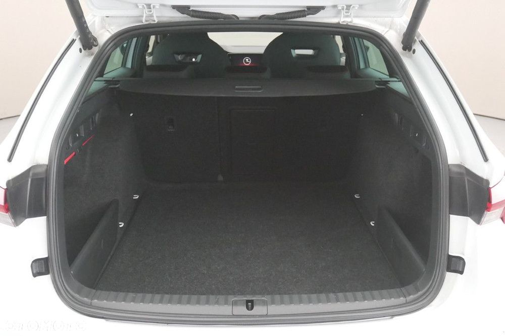 Skoda Octavia 2.0 TSI RS DSG - 16