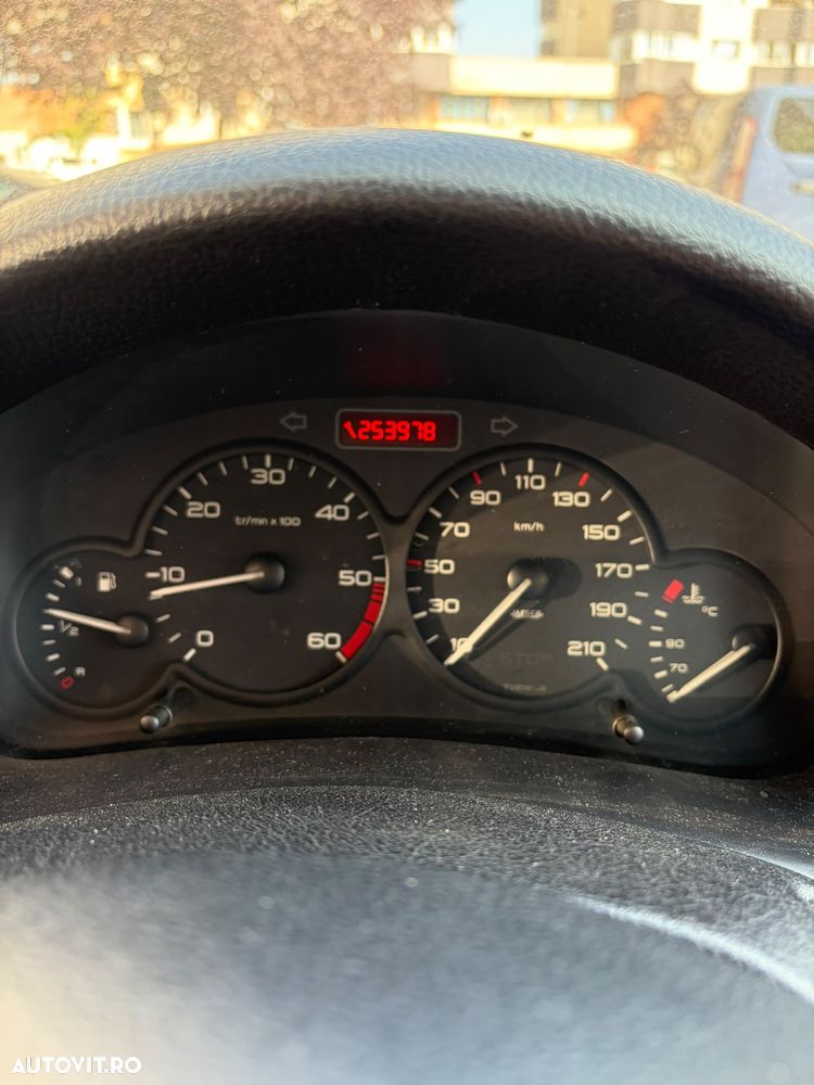 Peugeot 206 1.4HDi X-Line - 9