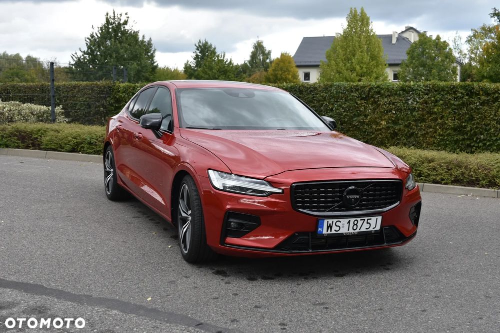 Volvo S60 T5 R-Design - 3