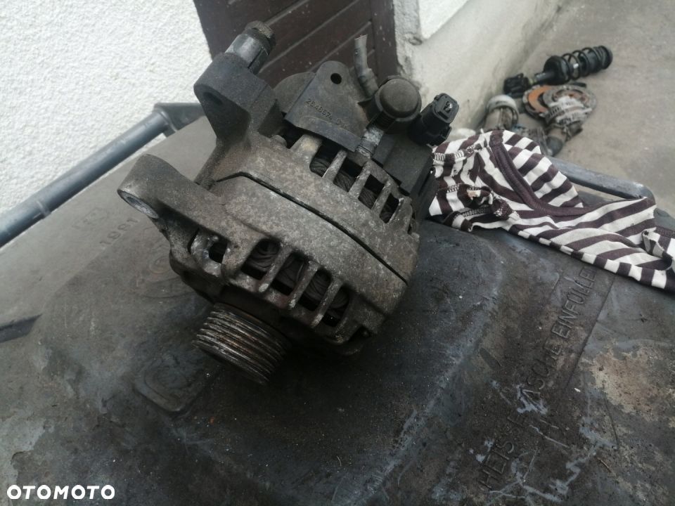 Alternator Peugeot CITROEN 9642879480