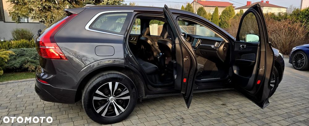Volvo XC 60 B4 D Geartronic Momentum Pro - 11