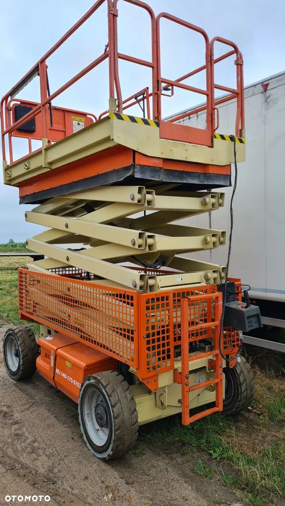 JLG 4069LE Podnośnik Nożycowy  14m Samojezdny Koszowy Zwyżka - 2
