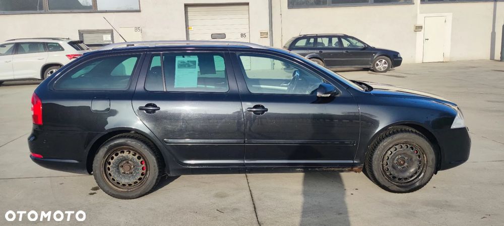 Skoda Octavia 2.0 TDI DPF RS - 8