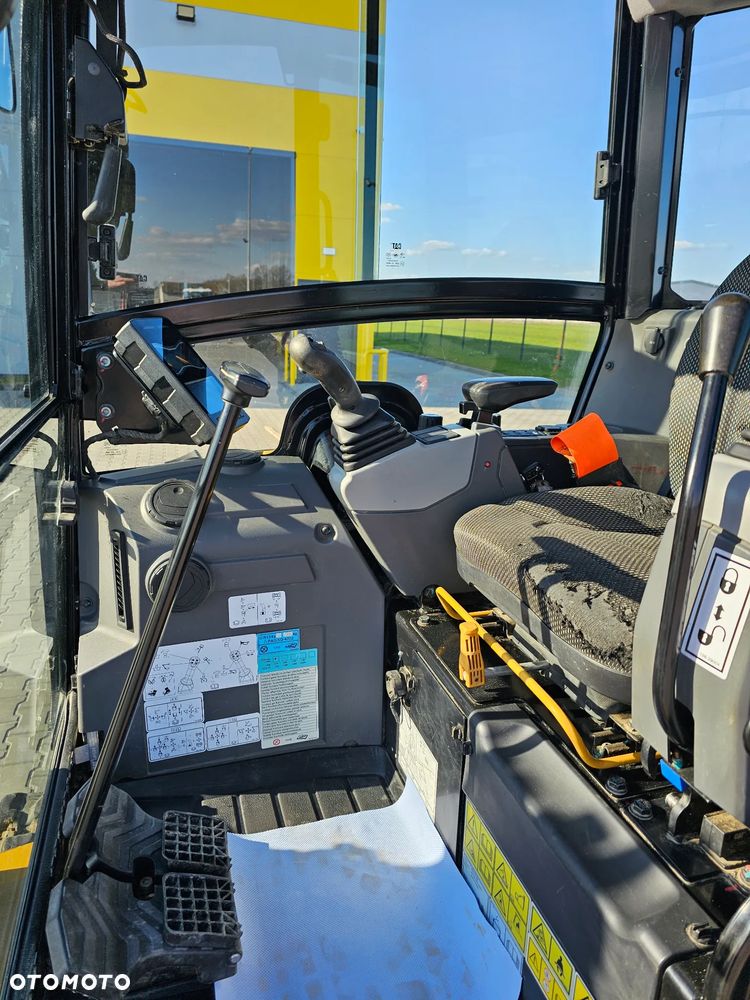 Caterpillar 303.5 - 16