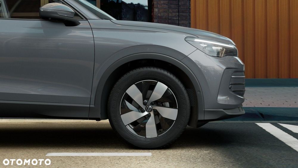 Volkswagen Tiguan - 13