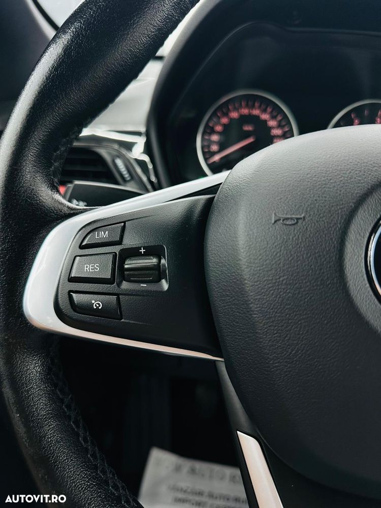 BMW X1 sDrive18d - 32