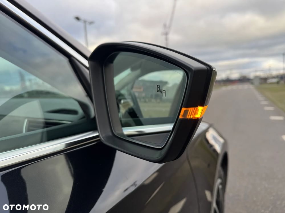 Skoda Superb 2.0 TDI Style DSG7 - 25