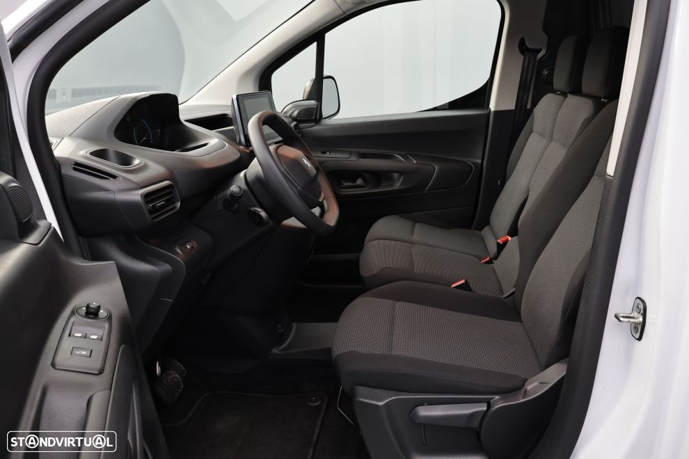 Peugeot e-Partner E-partner Standard Elétrico 136 Cv (100 Kw) - Bateria 50 Kwh - 21