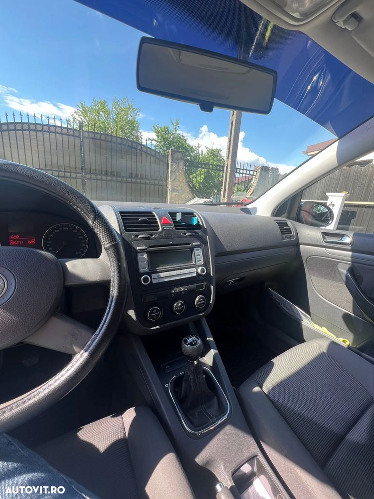 Volkswagen Golf 1.6 Comfortline - 9