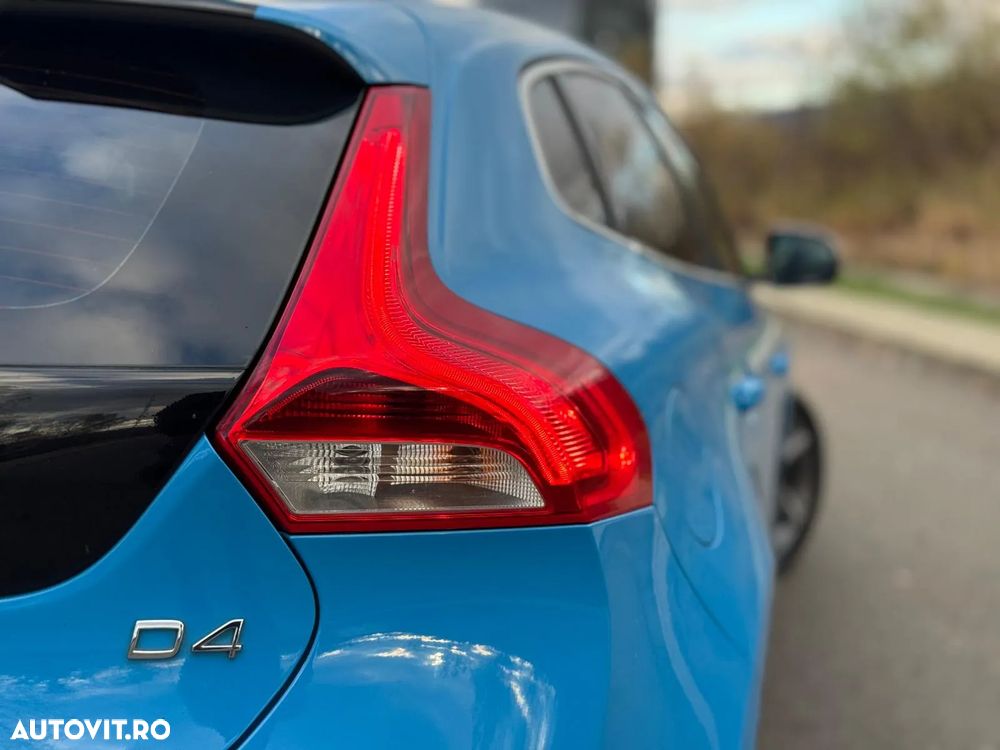 Volvo V40 D4 RDesign - 12