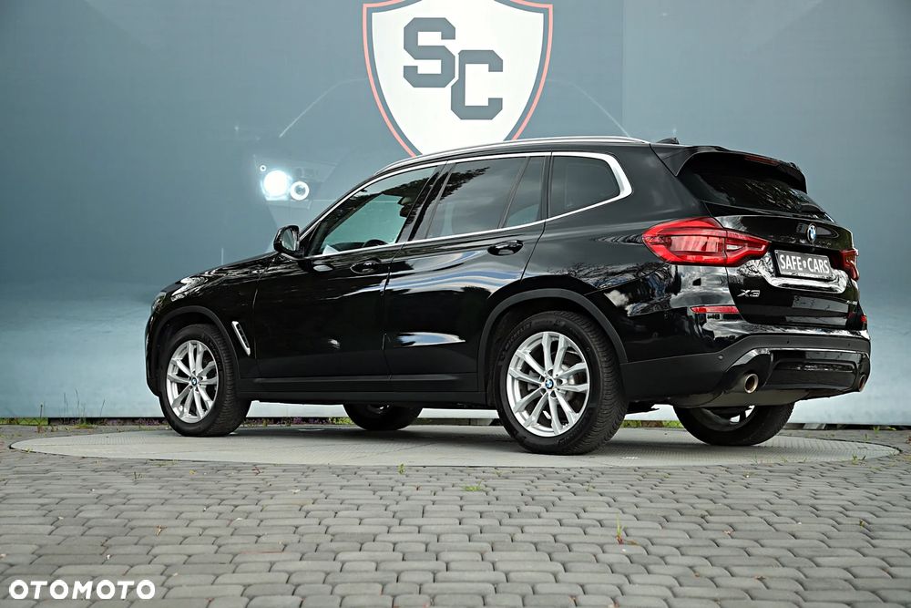 BMW X3 xDrive20i GPF Advantage - 7