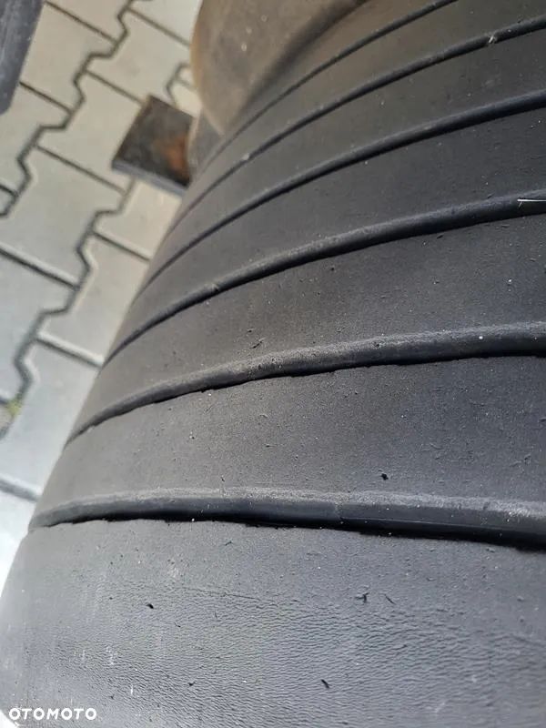 Schmitz Cargobull SCB S3T - 11