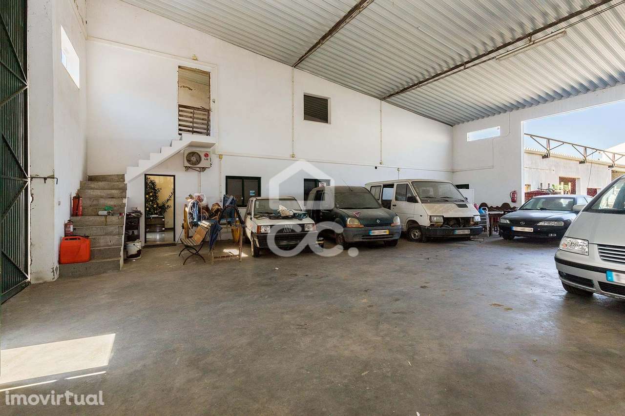 Armazém industrial em lote de 930 m2 | Campo Maior - Grande imagem: 5/24