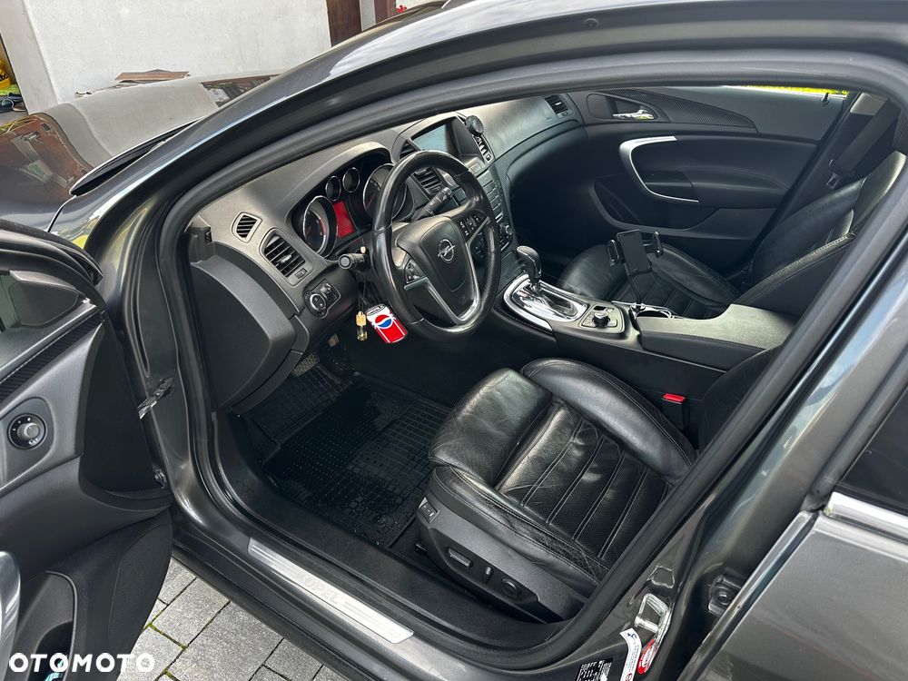 Opel Insignia - 12