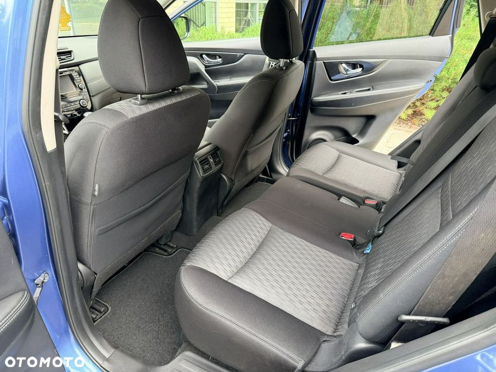 Nissan X-Trail - 25