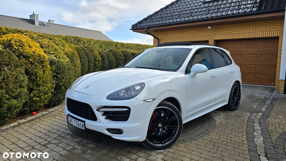 Porsche Cayenne - 9
