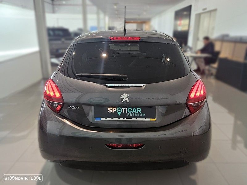Peugeot 208 1.2 PureTech Style - 6