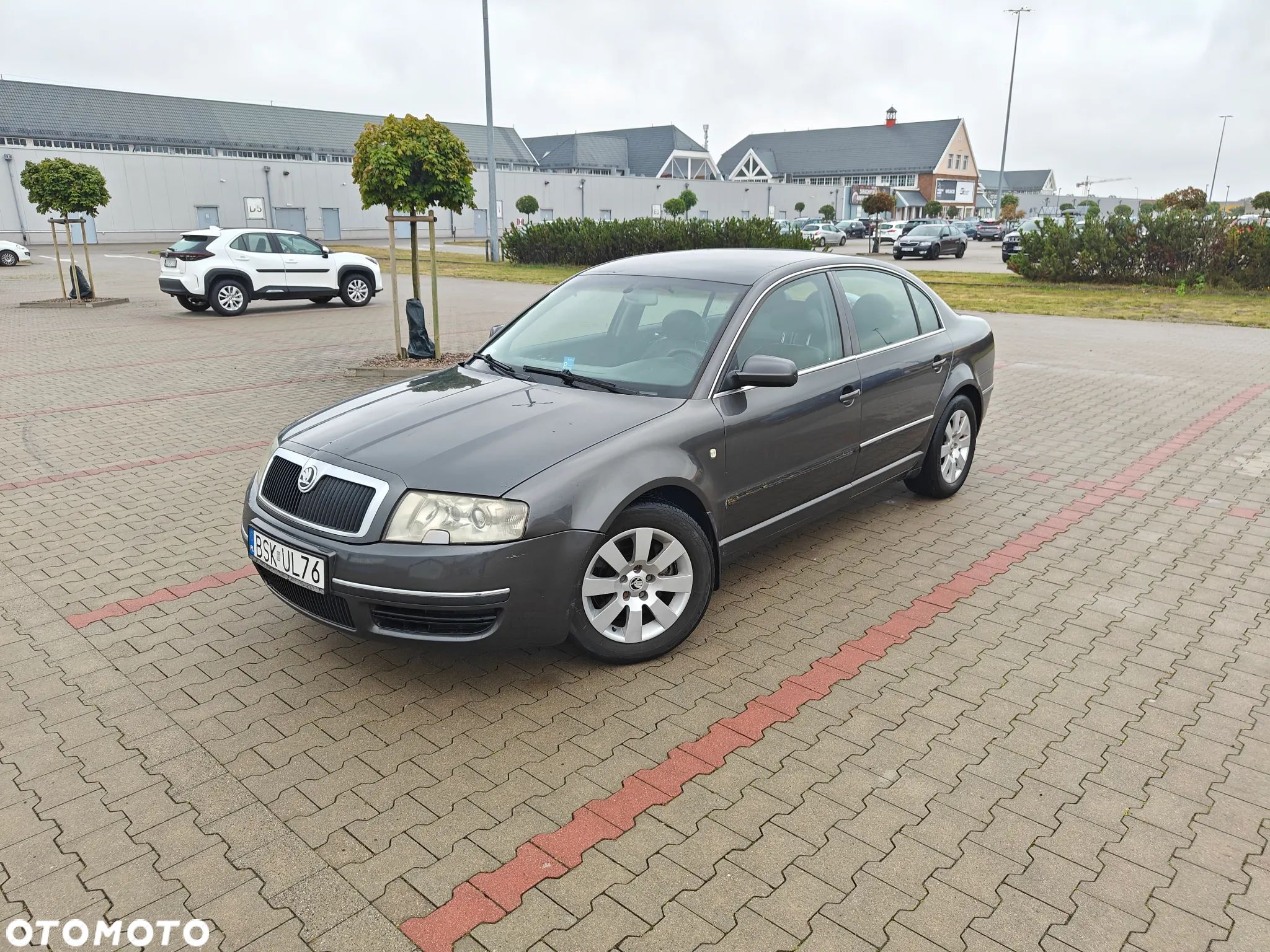 Skoda Superb - 1