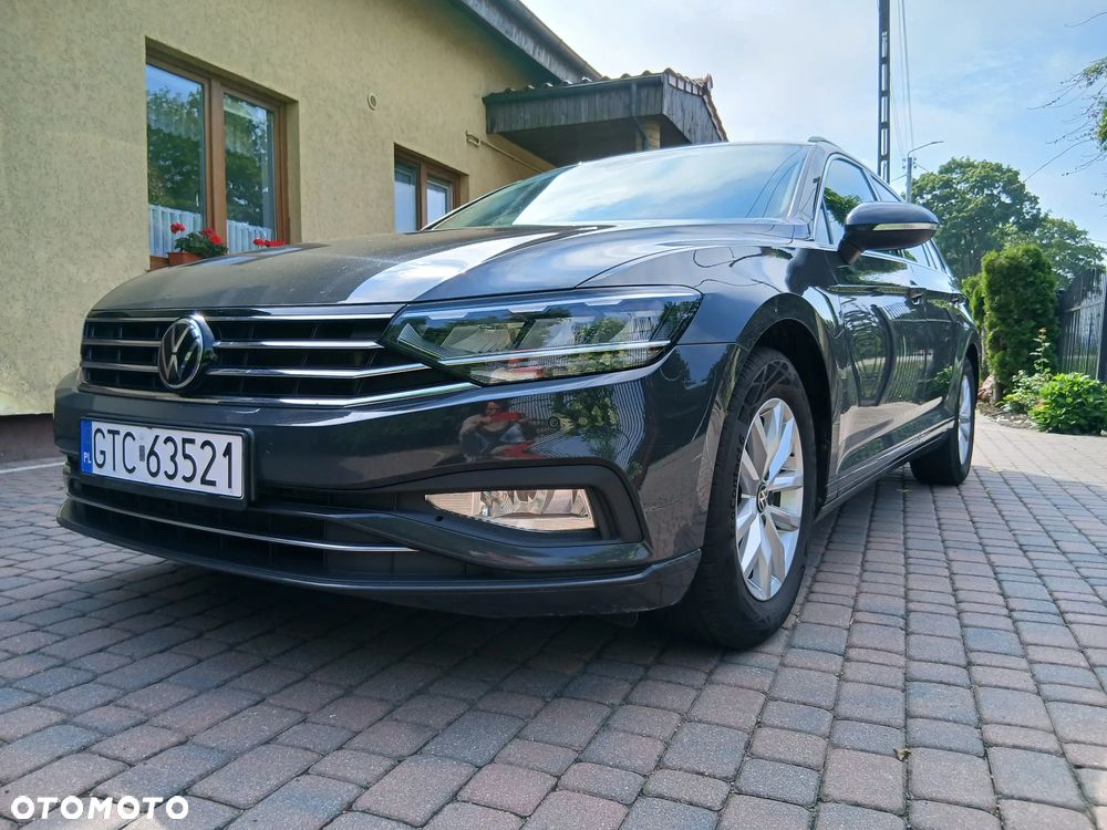 Volkswagen Passat 2.0 TDI SCR Business - 16