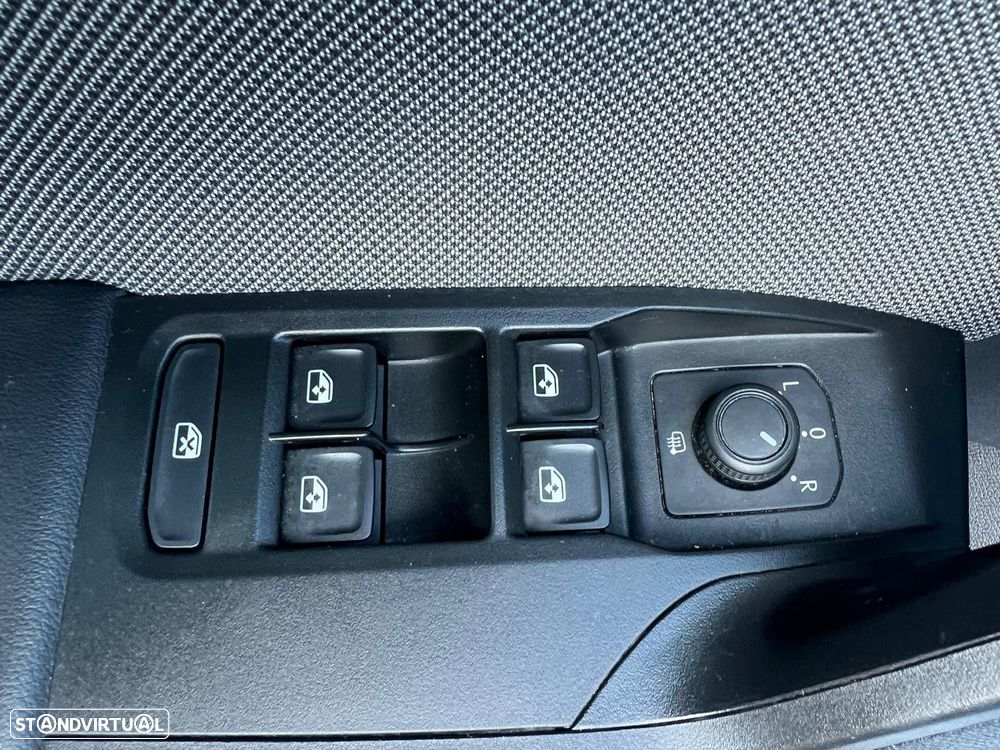 SEAT Leon ST 2.0 TDI Style - 11