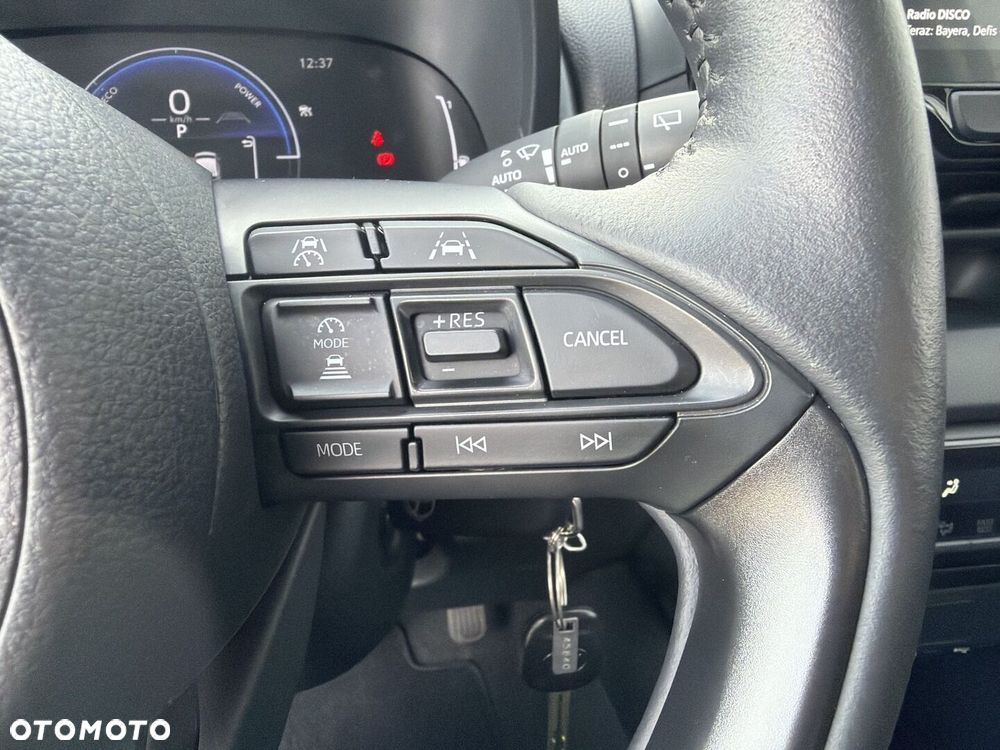 Toyota Yaris Hybrid 1.5 Style - 21