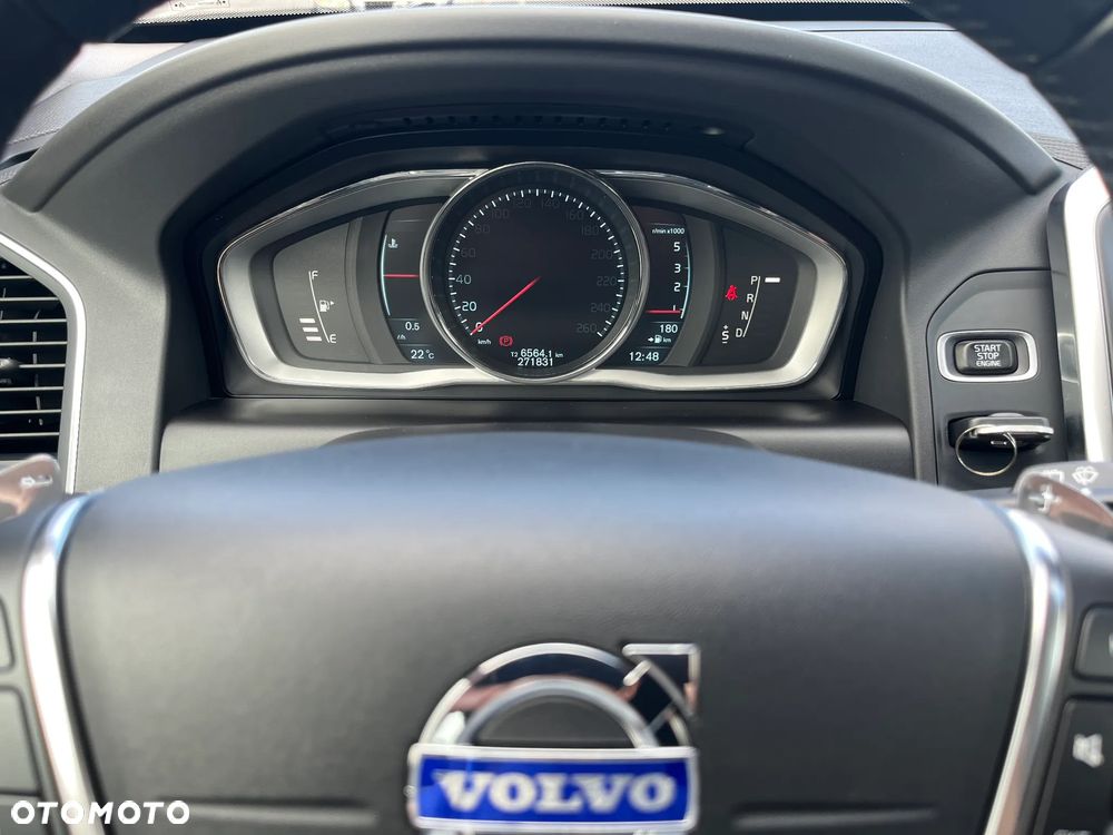 Volvo XC 60 2.4D AWD Momentum - 14