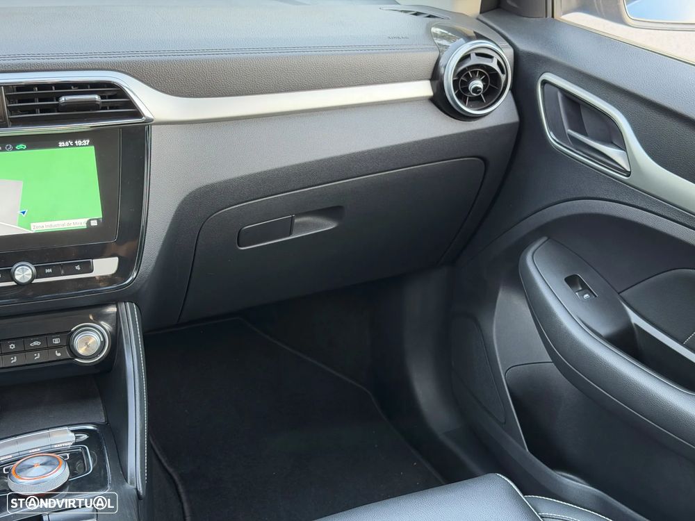 MG ZS Maximal Luxury - 21