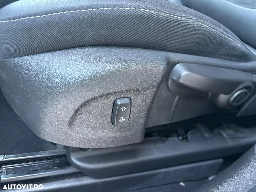 Opel Crossland 1.2 Automatik Ultimate - 25