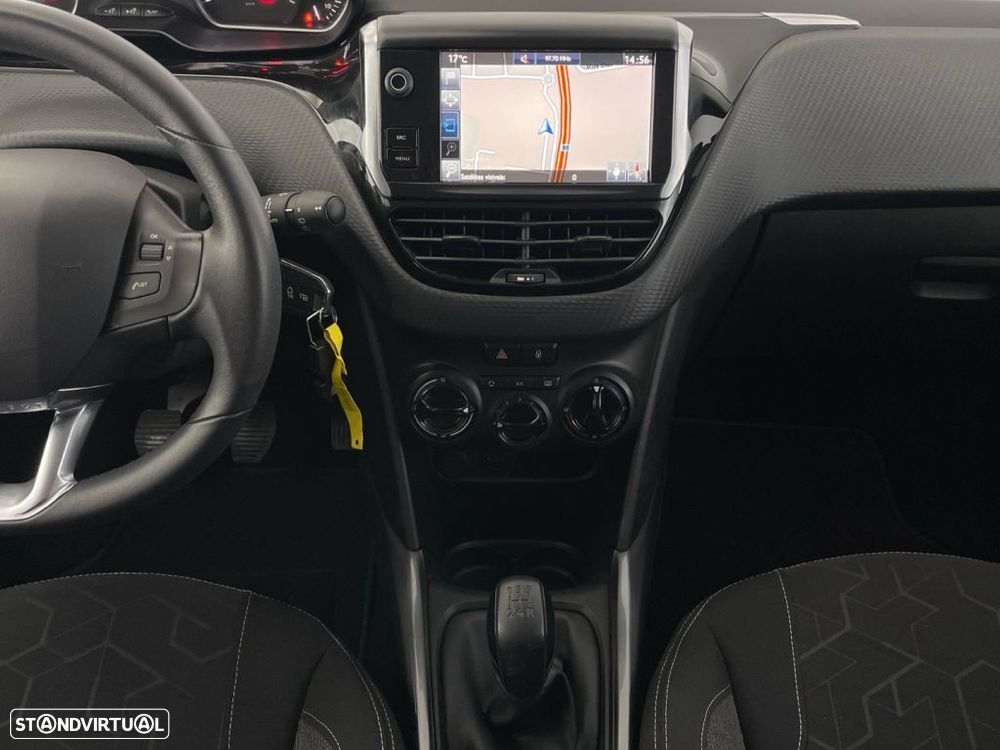 Peugeot 2008 1.2 PureTech Active - 15