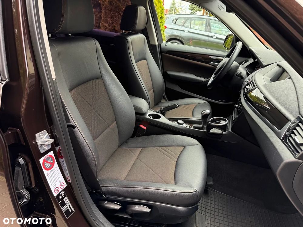 BMW X1 xDrive18d xLine - 23