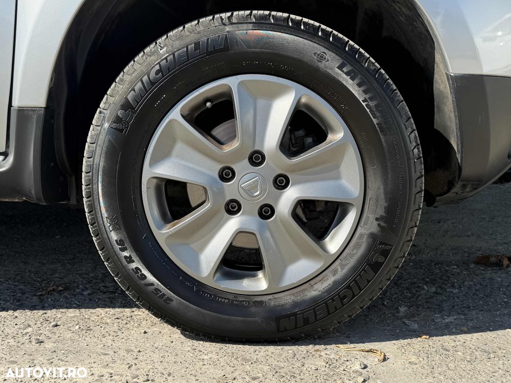 Dacia Duster 1.5 dCi 4x2 Prestige - 22