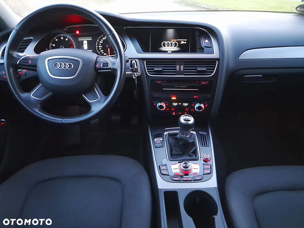 Audi A4 ver-1-8-tfsi-s-line-sportpaket - 18