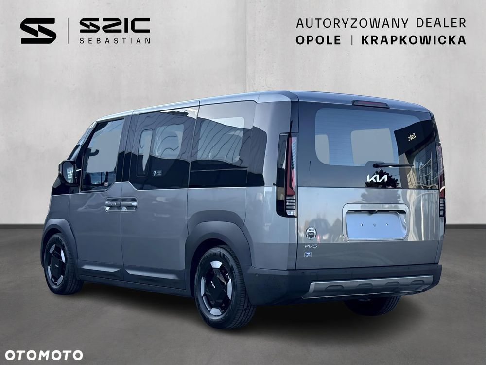 Kia PV5 - 5