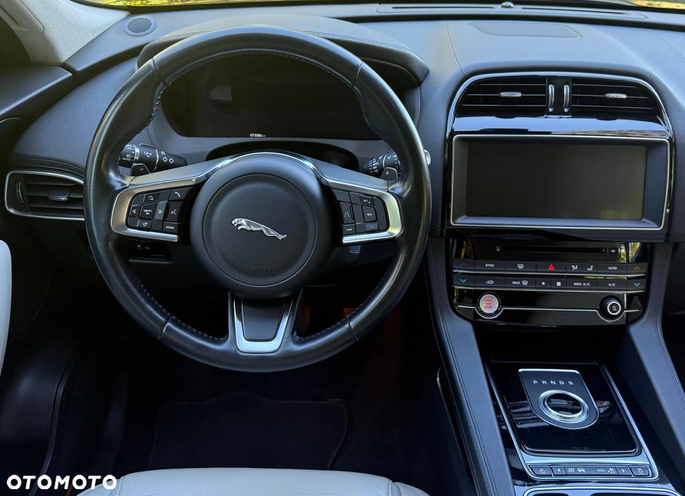 Jaguar F-Pace 2.0 i4D AWD Prestige - 16