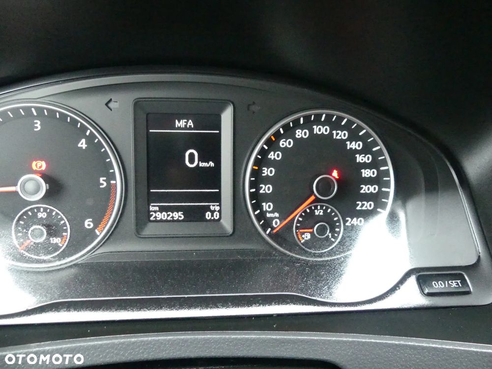 Volkswagen Transporter - 18