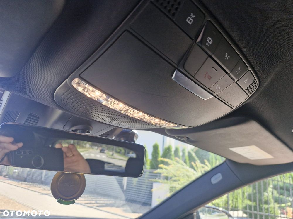 Mercedes-Benz Klasa E 220 d 9G-TRONIC Avantgarde - 11