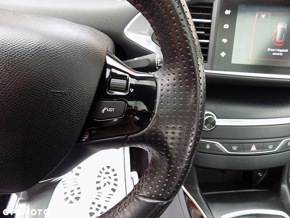 Peugeot 308 SW e-HDi 115 Stop & Start Allure - 14