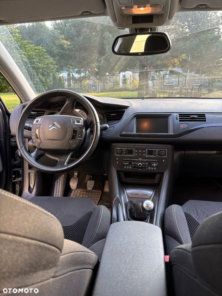 Citroën C5 1.6 HDi Attraction - 8