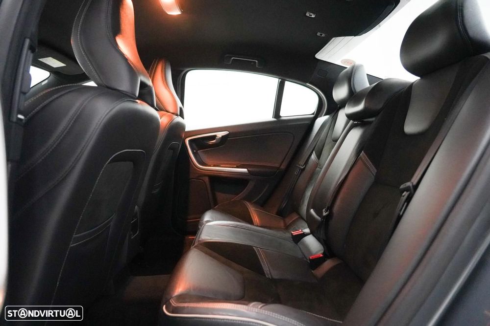 Volvo S60 2.0 D2 R-Design - 7