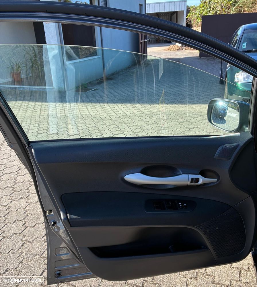 Toyota Auris 1.4 D-4D Comfort+VSC - 11