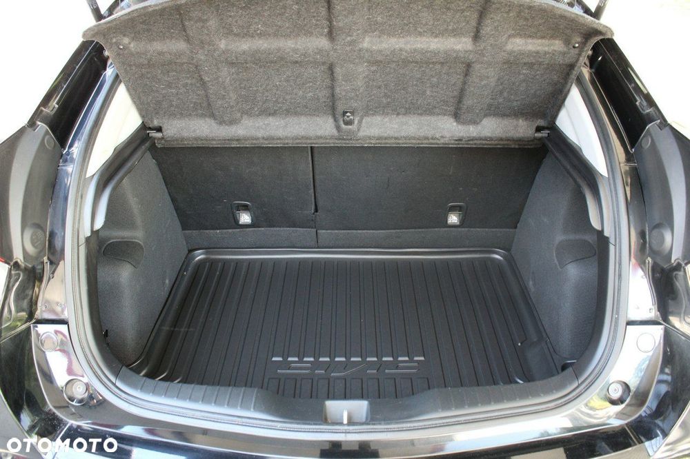 Honda Civic 1.8 Sport (Honda Connect+) - 34