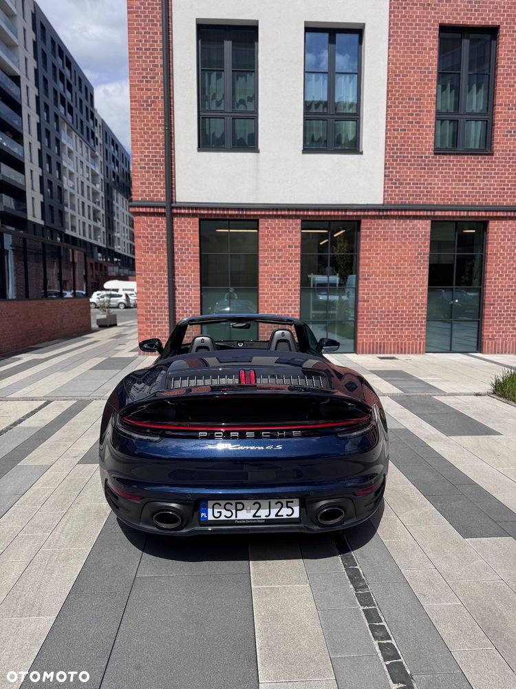 Porsche 911 Carrera 4S Cabrio - 7
