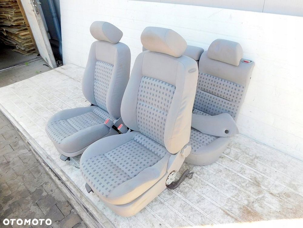 VW PASSAT B5 1.9TDI 00r FOTELE SIEDZENIA WNĘTRZE ŚRODEK KOMPLET JASNE KOMBI - 4