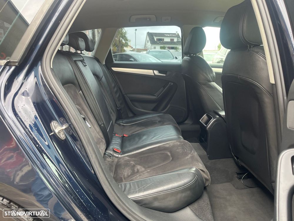 Audi A4 Avant 2.0 TDI Business Line Sport - 42