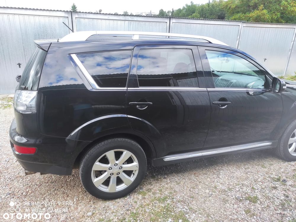 Mitsubishi Outlander - 5
