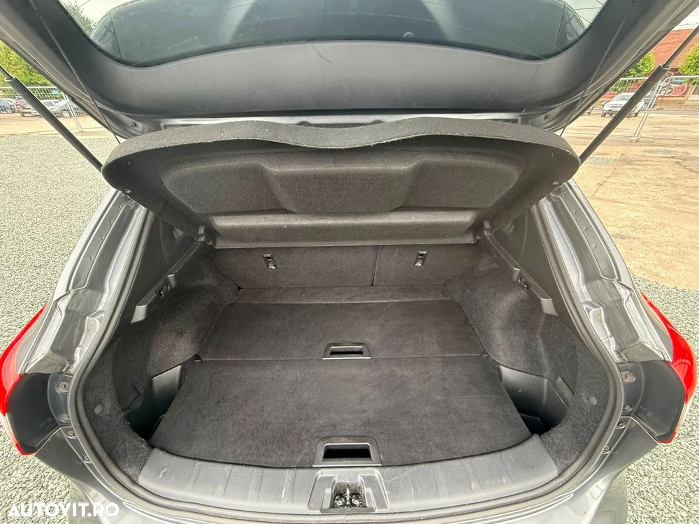 Nissan Qashqai 1.5 DCI Start/Stop Tekna - 9