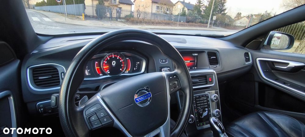 Volvo S60 T5 Geartronic RDesign - 24